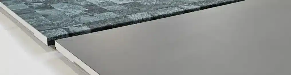 caillebotis revêtus DEL gris